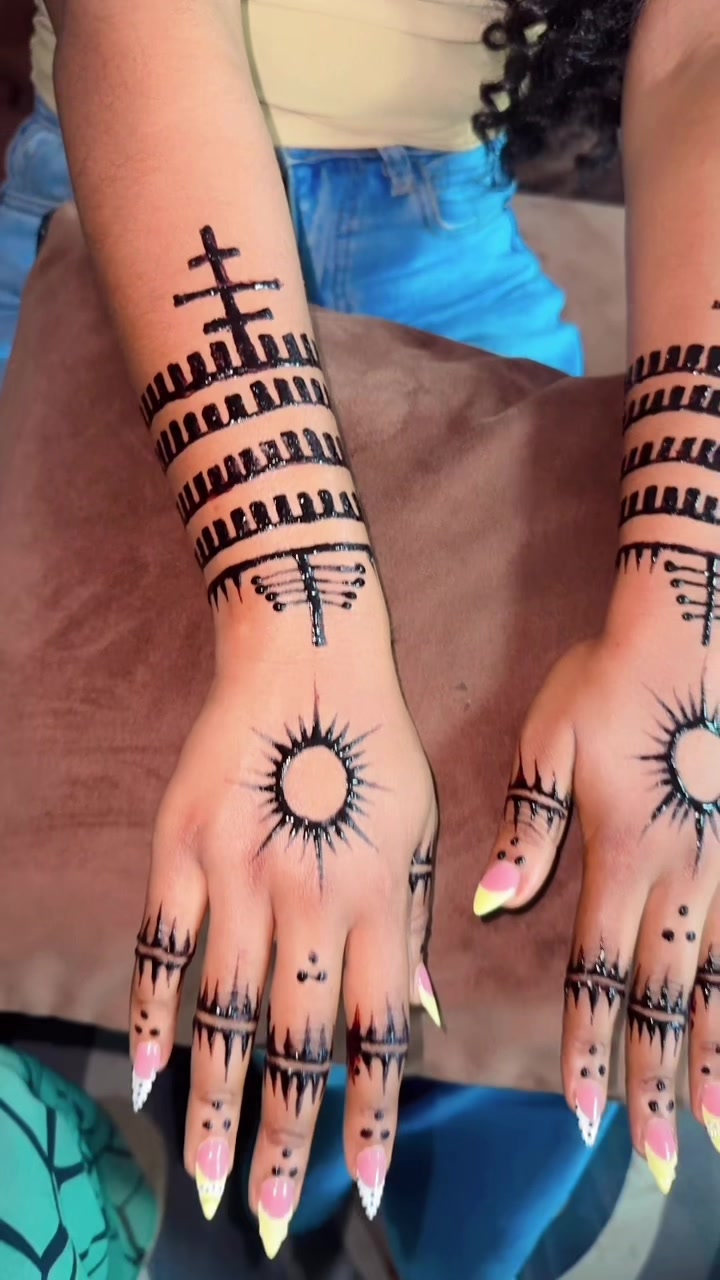 @Hafi henna design &rental dres