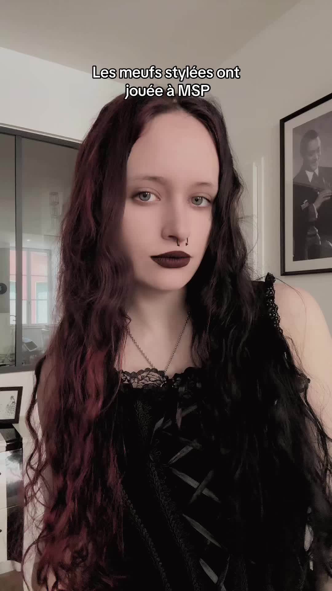 @🦇 𝔐𝔞𝔯𝔦𝔫𝔢 - Goth Girl