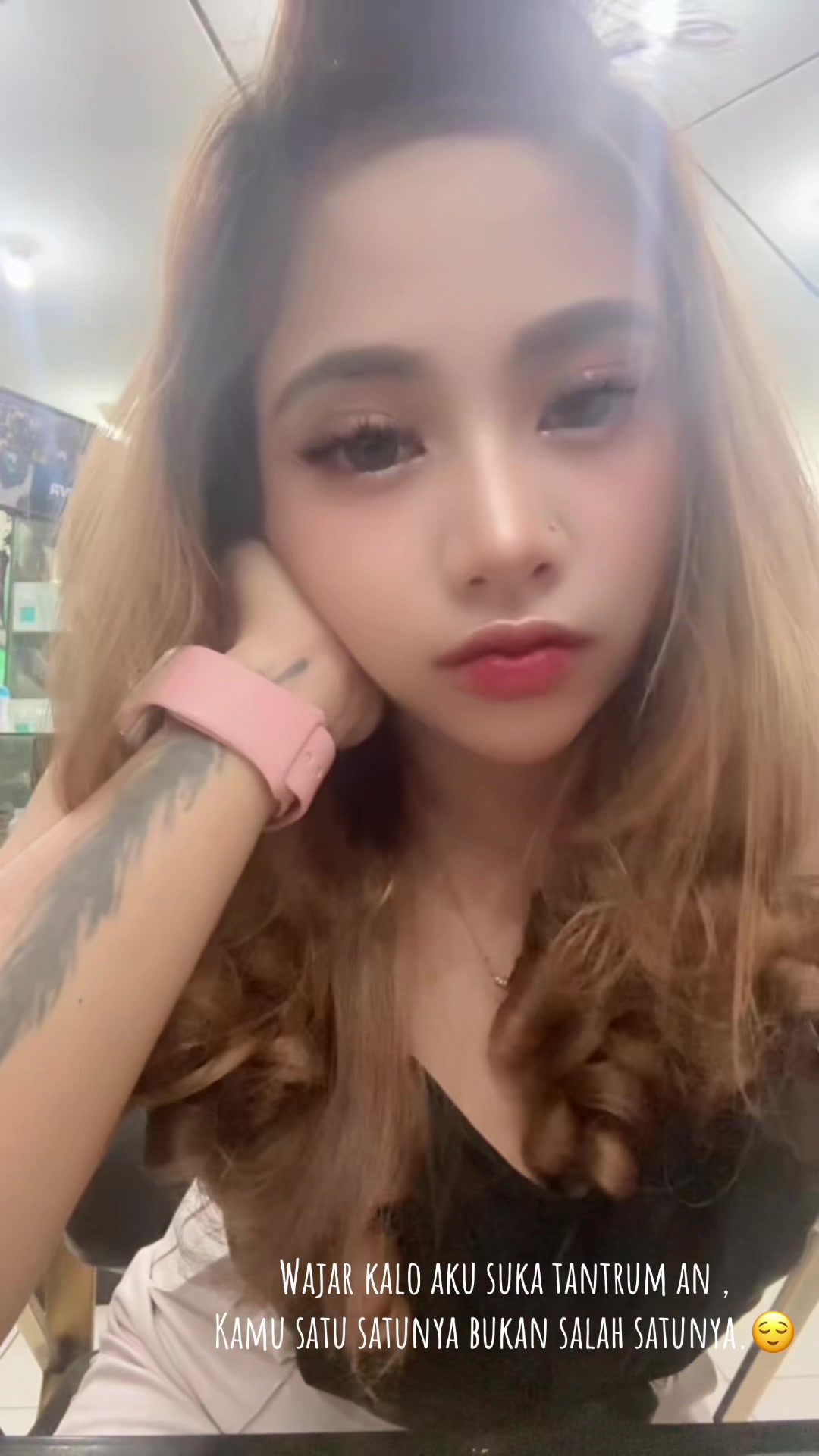 @👑Wanita Idamanmu👅