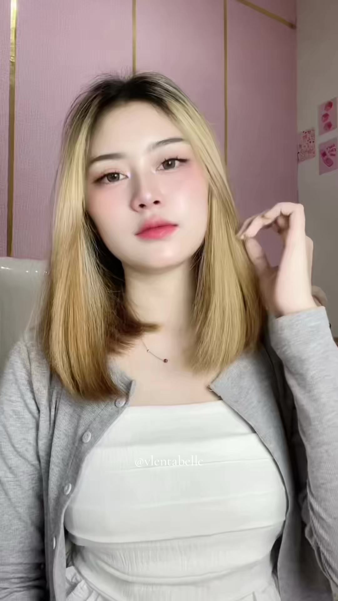 @abeliaa