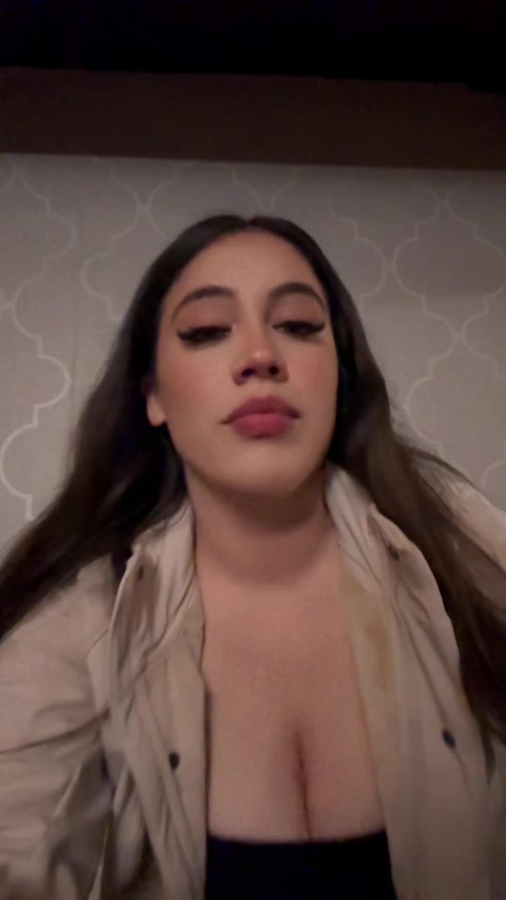 @Alondra Brambila