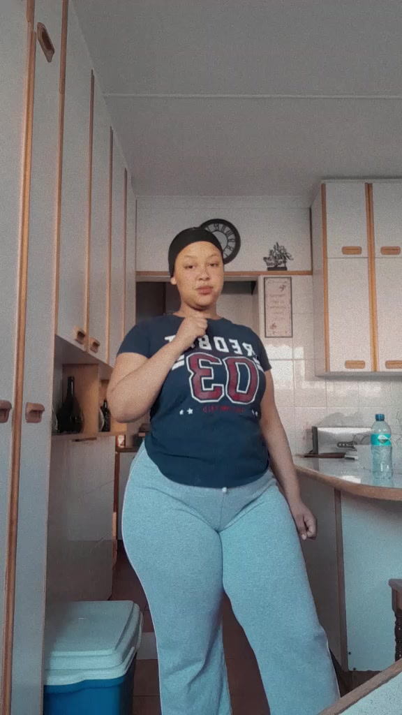 @hayla.xo.