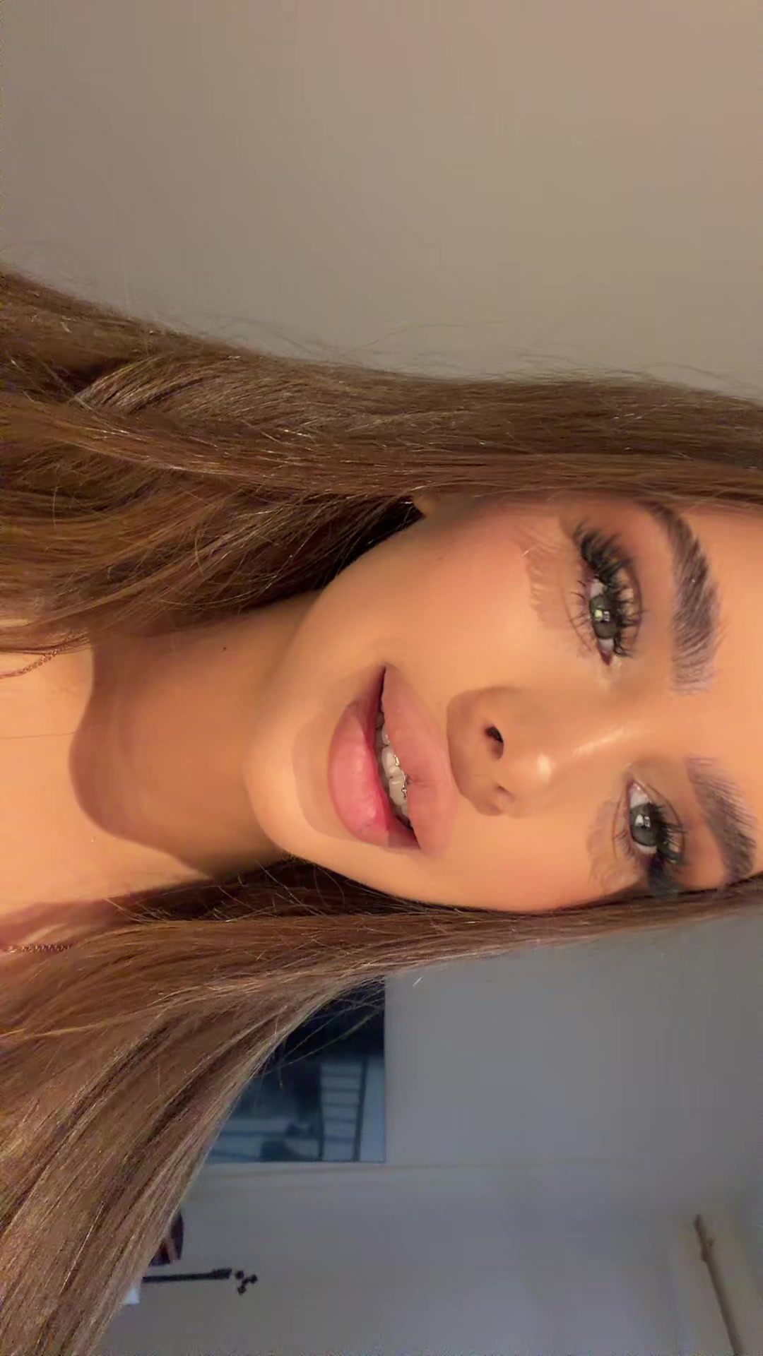 @Legalnaja