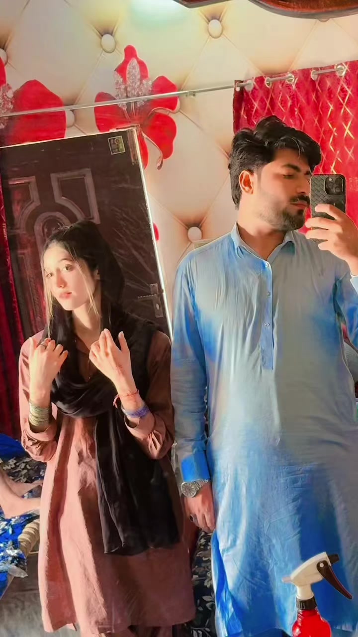 @👑عزیر~Pathan🤍🌼