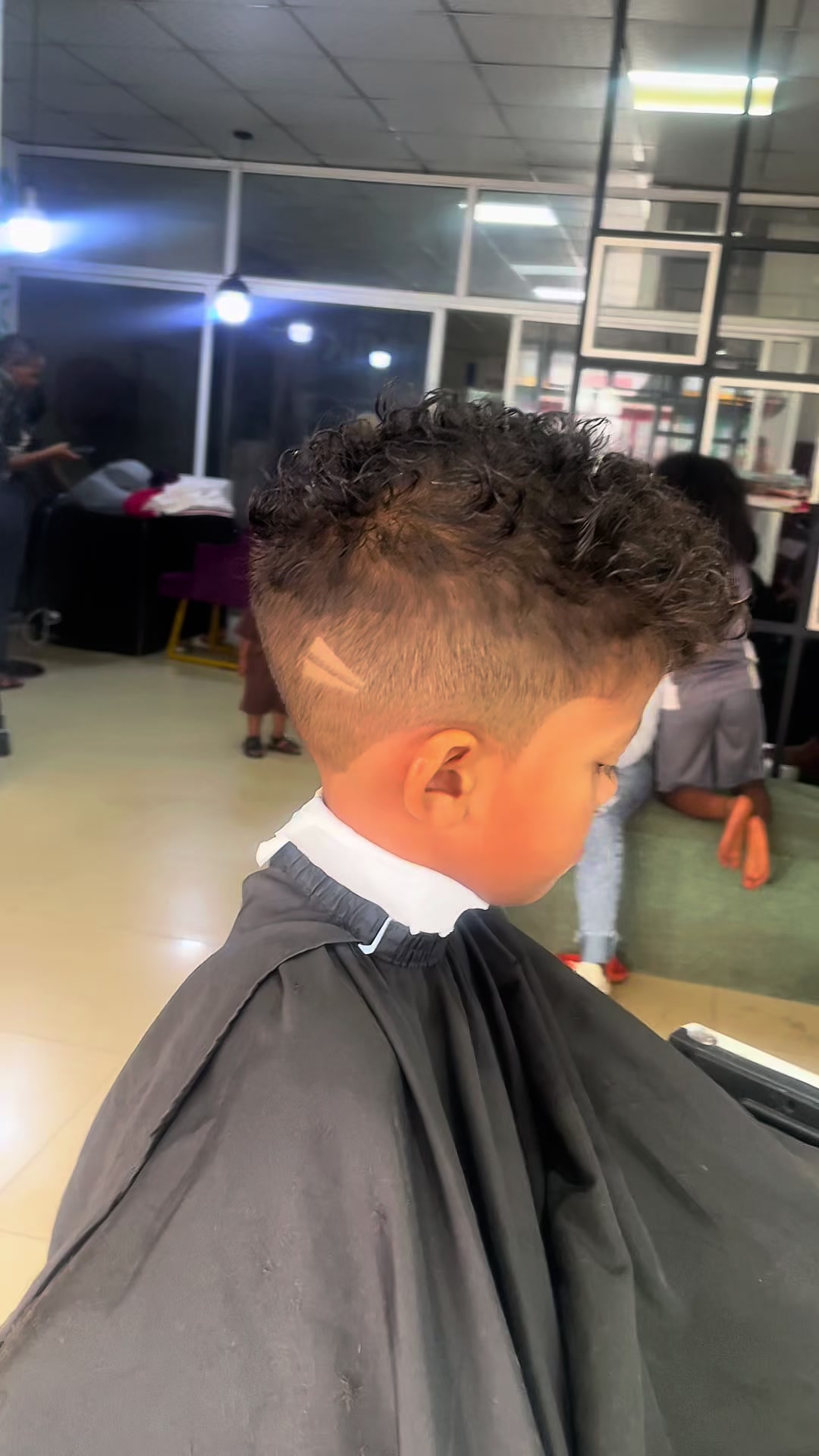 @Nik Salon