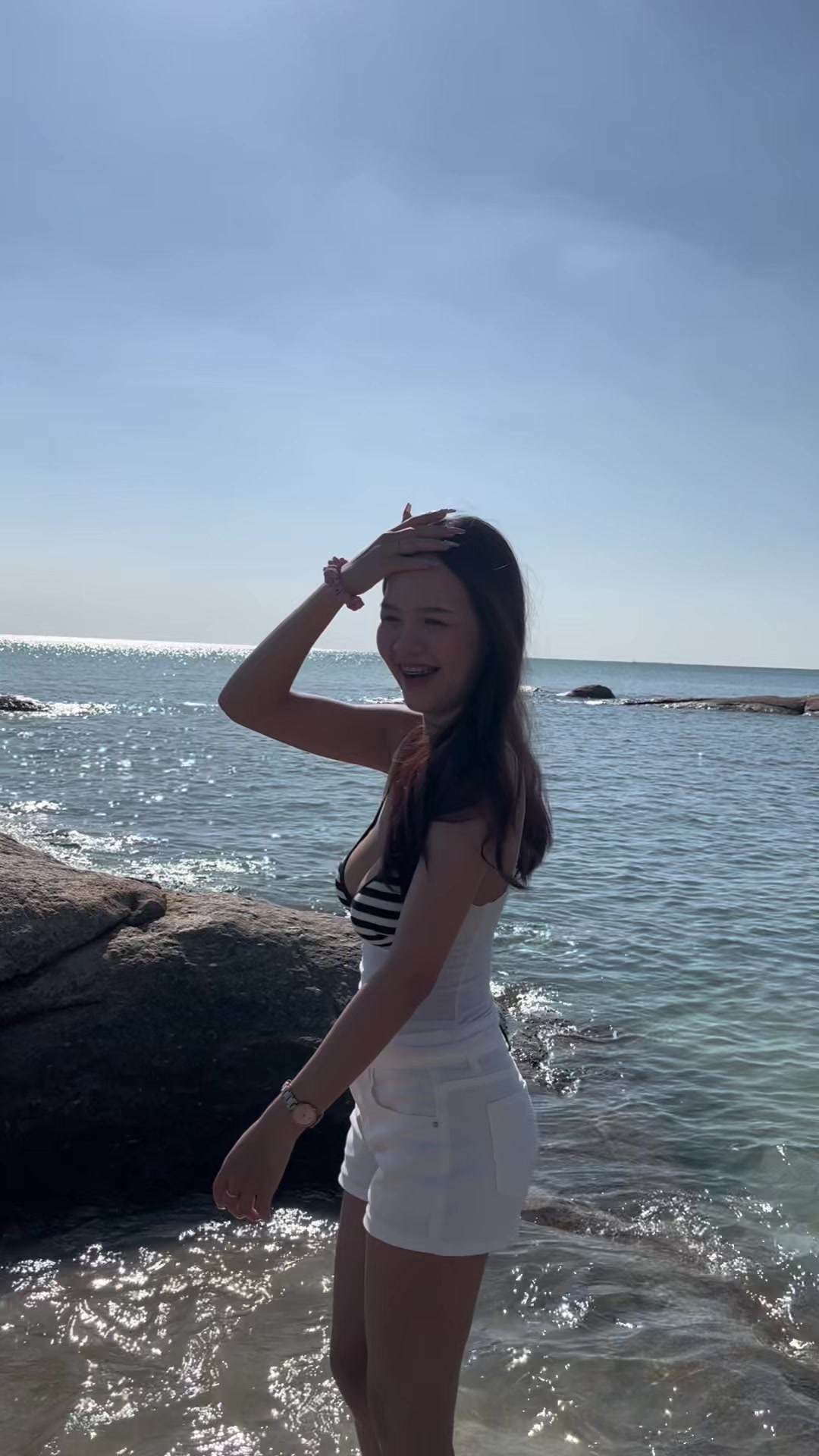 @ชาลิ
