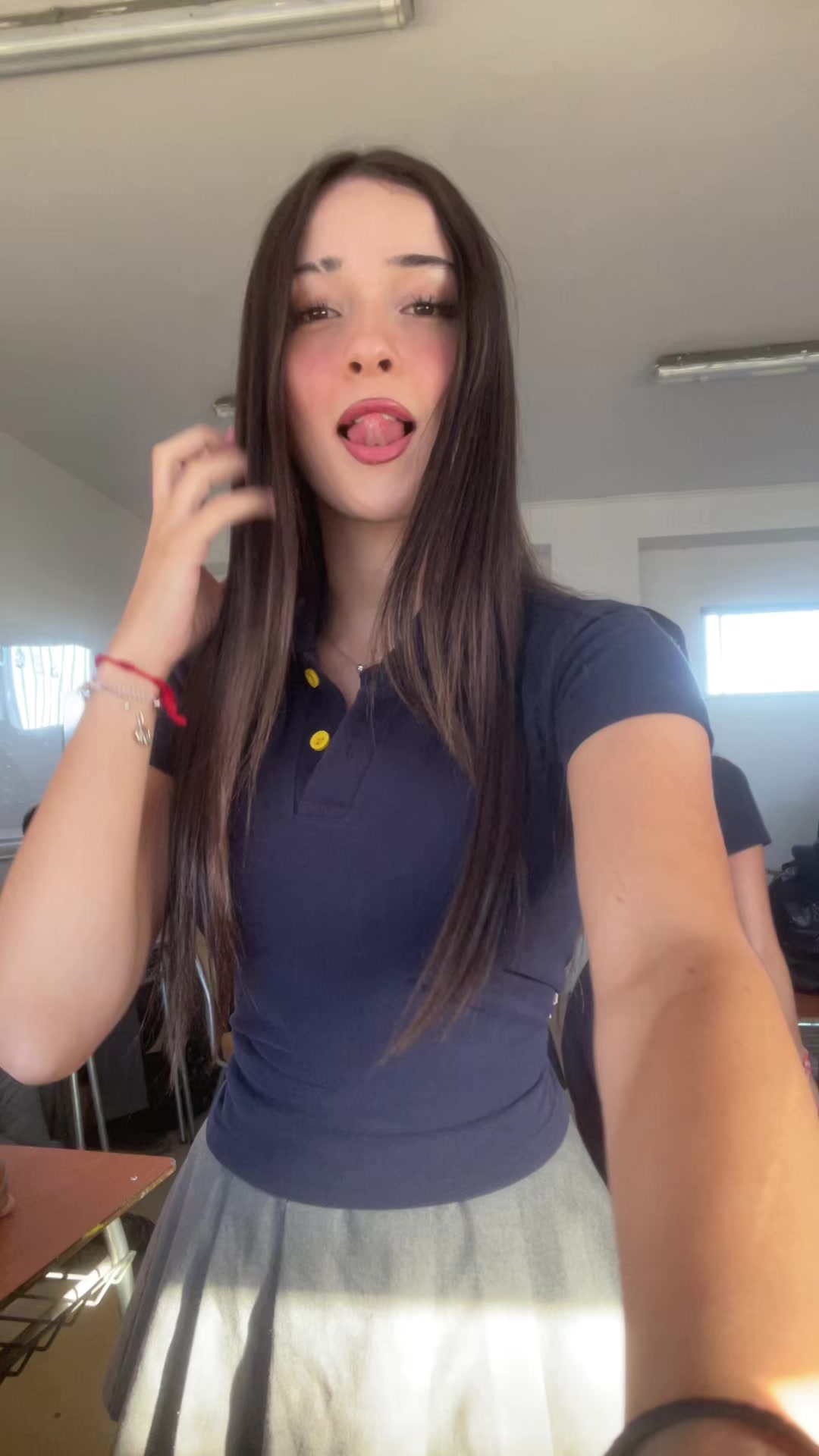 @aguu