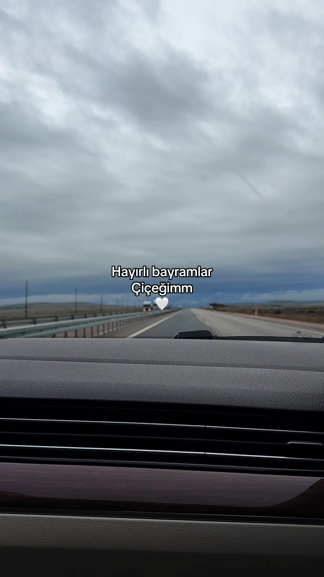@𝓑.