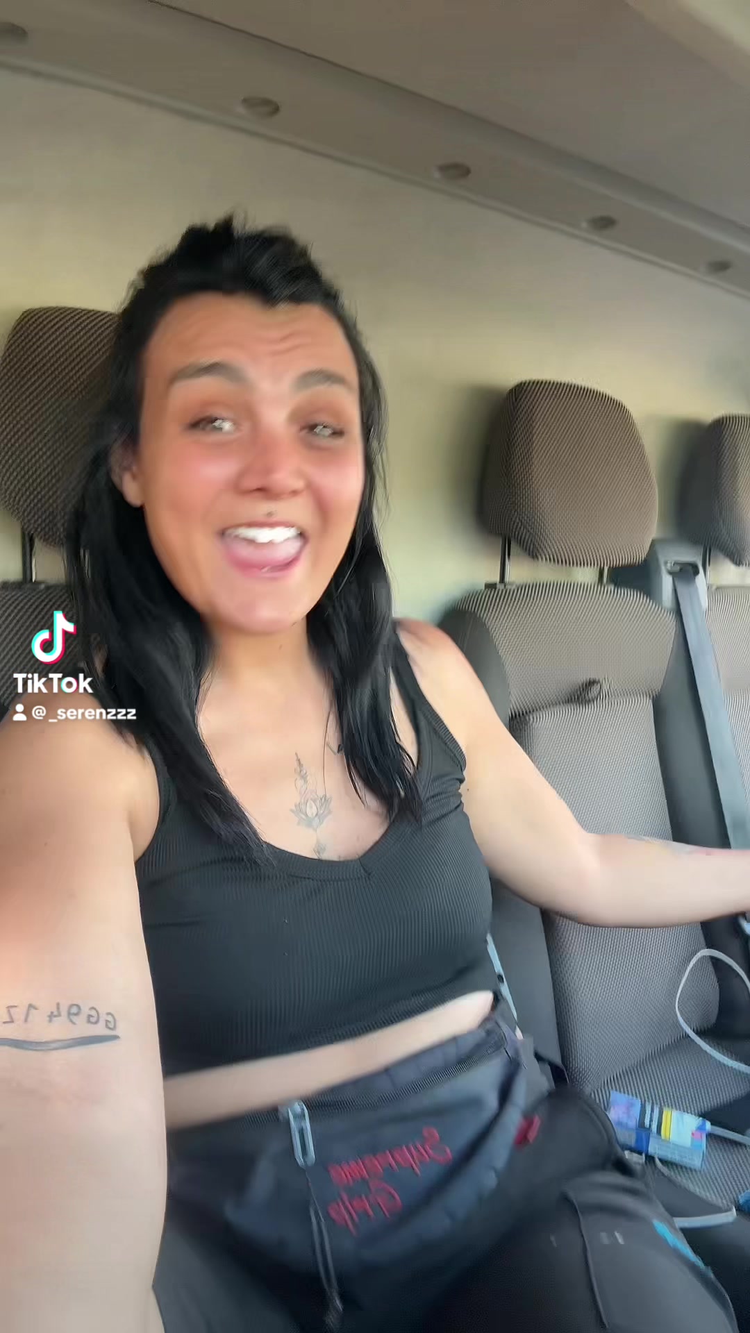 @_serenzzz
