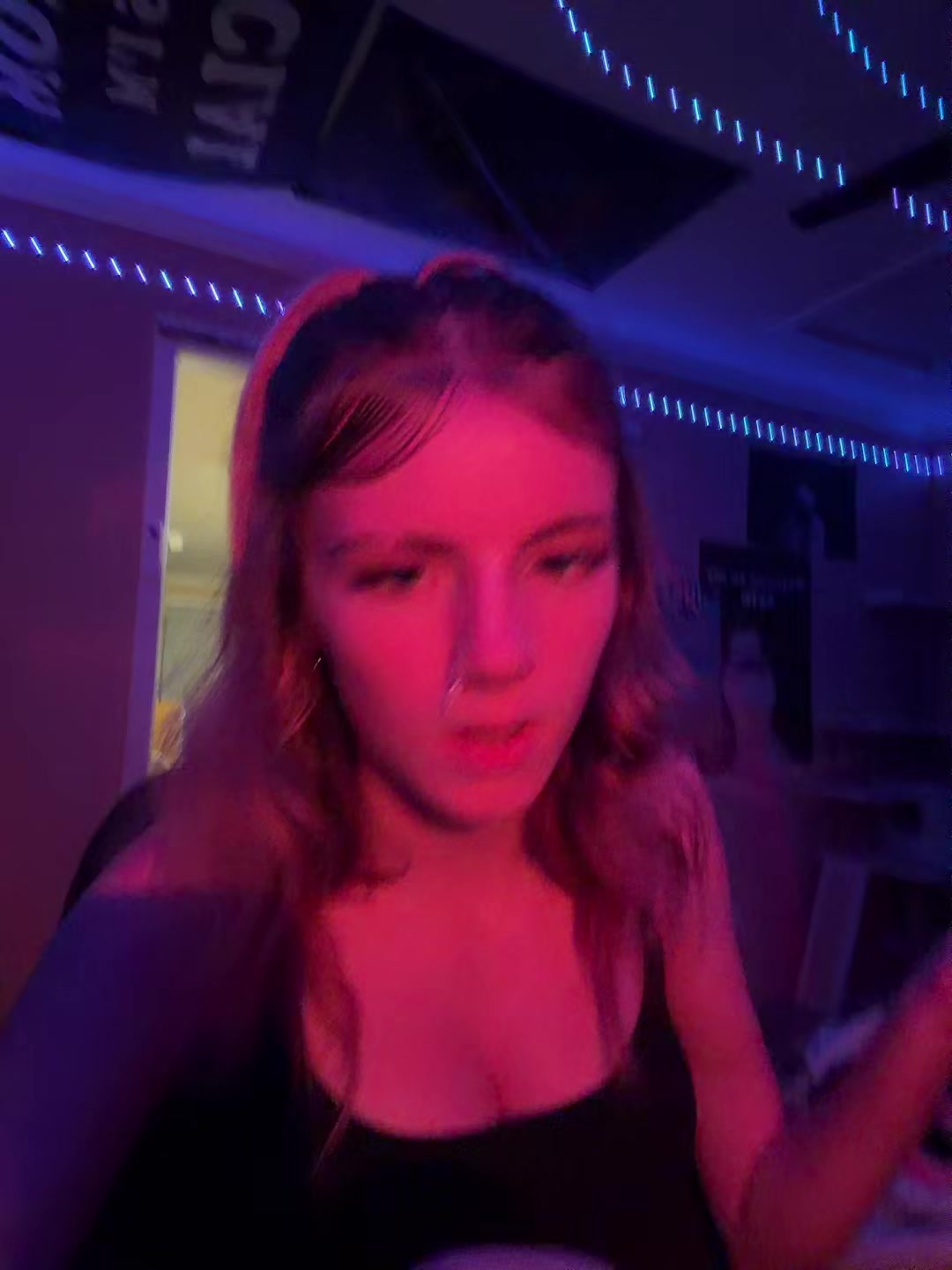@mon