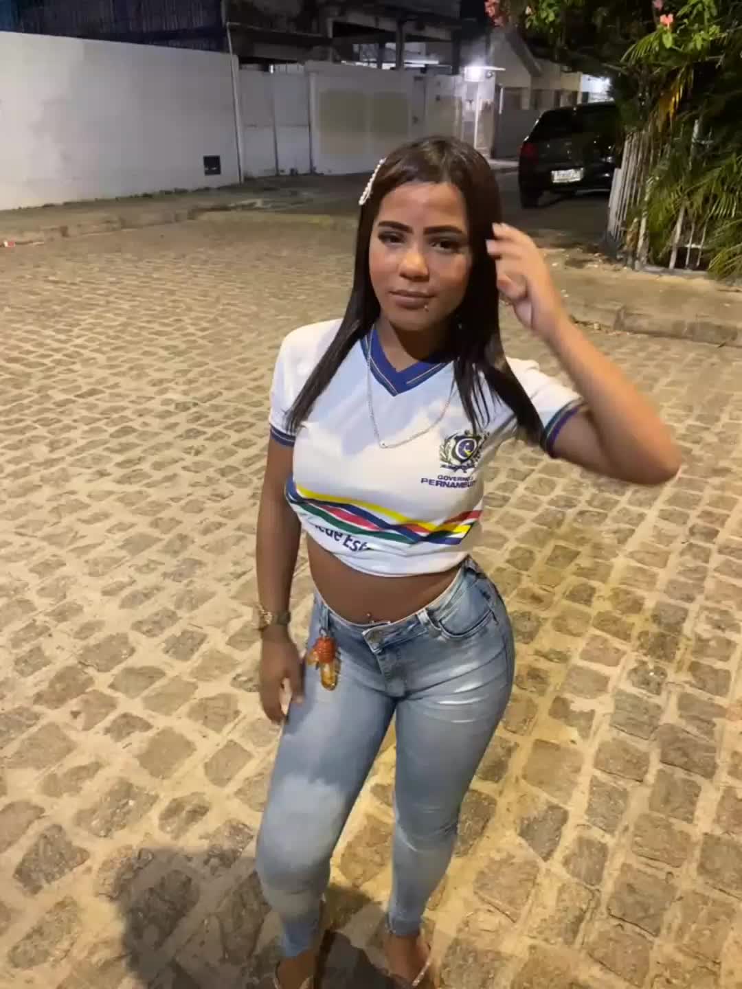 @Laraah33