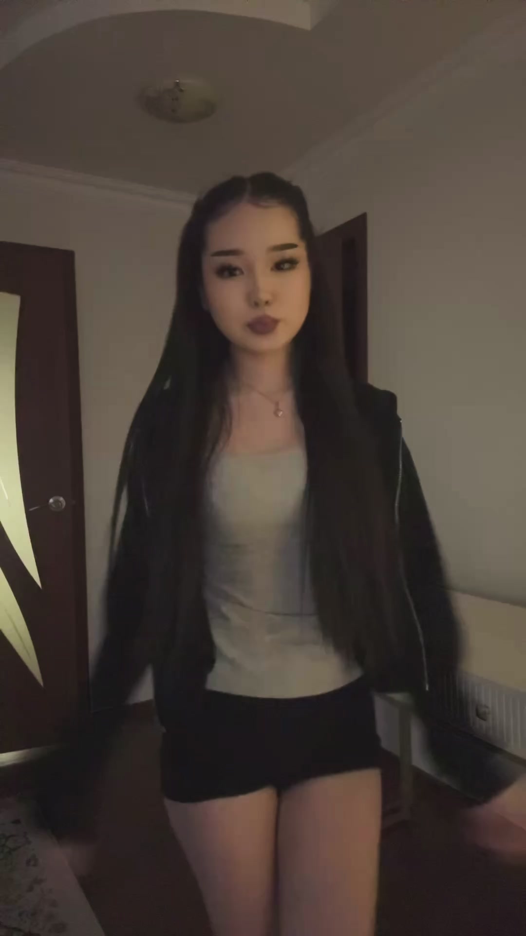 @жaн
