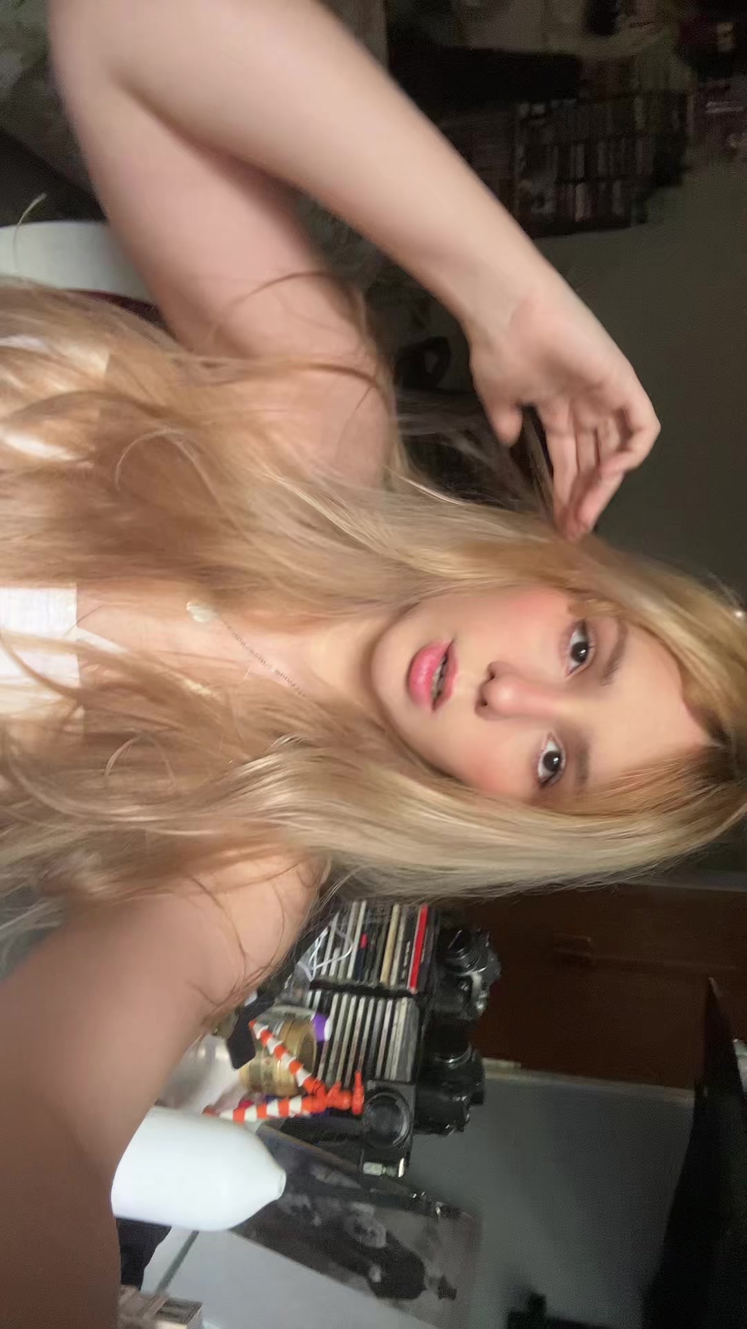 @weirdfish