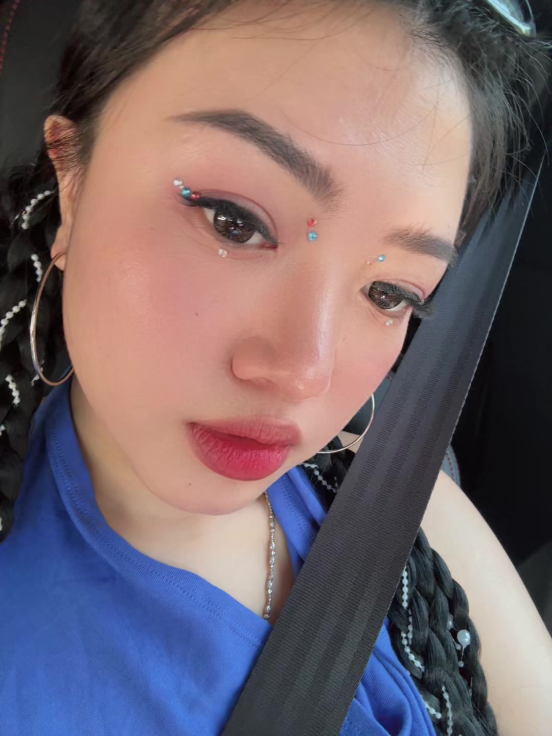 @ur.yadanar