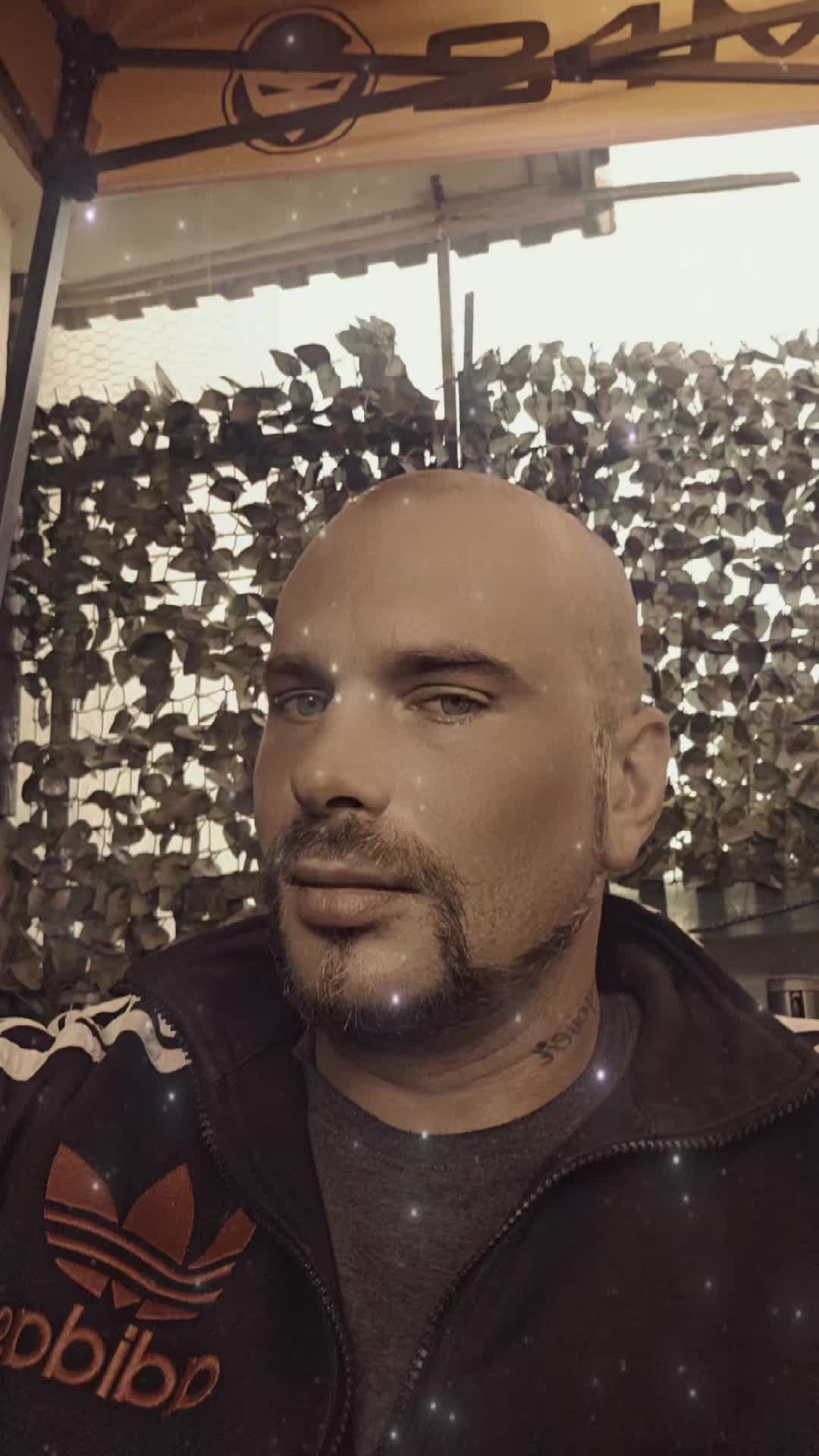 @Mann_mit_Glatze