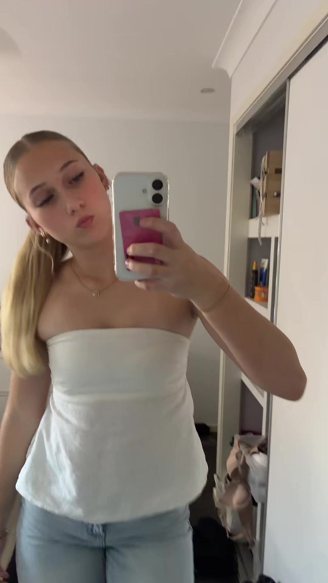 @𝐬𝐚𝐦𝐢 𝐛𝐚𝐲𝐧𝐡𝐚𝐦
