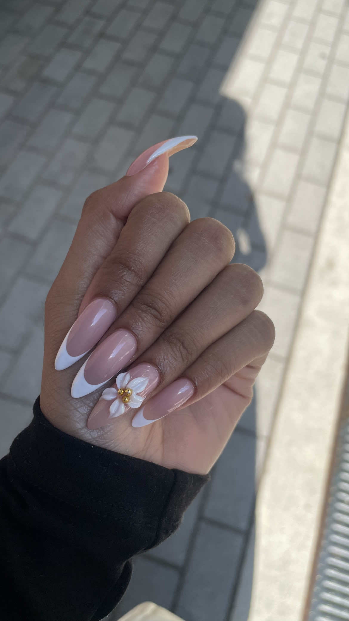 @𝒮
