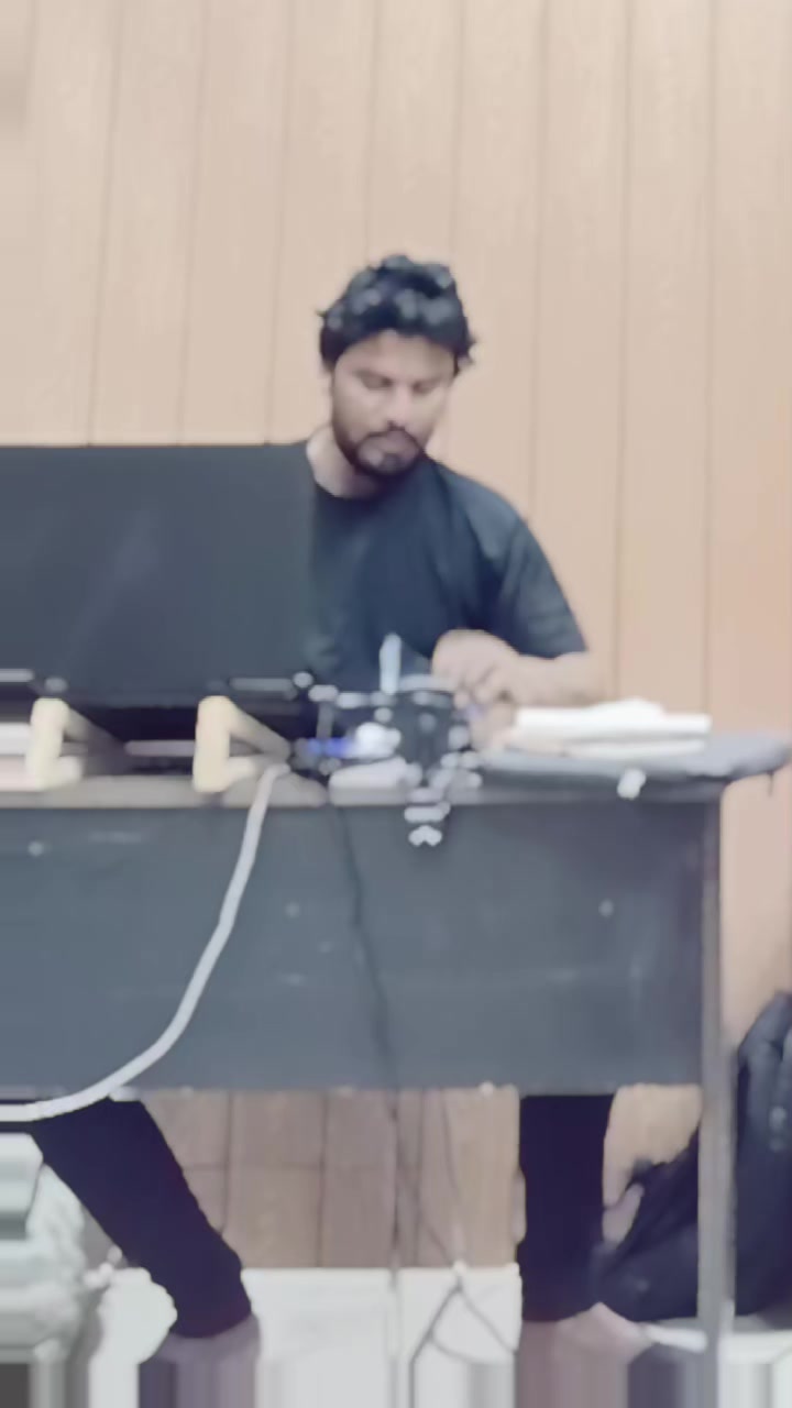 @𝐑𝐀𝐍𝐉𝐄𝐄𝐓𝐆𝐈𝐑𝐈