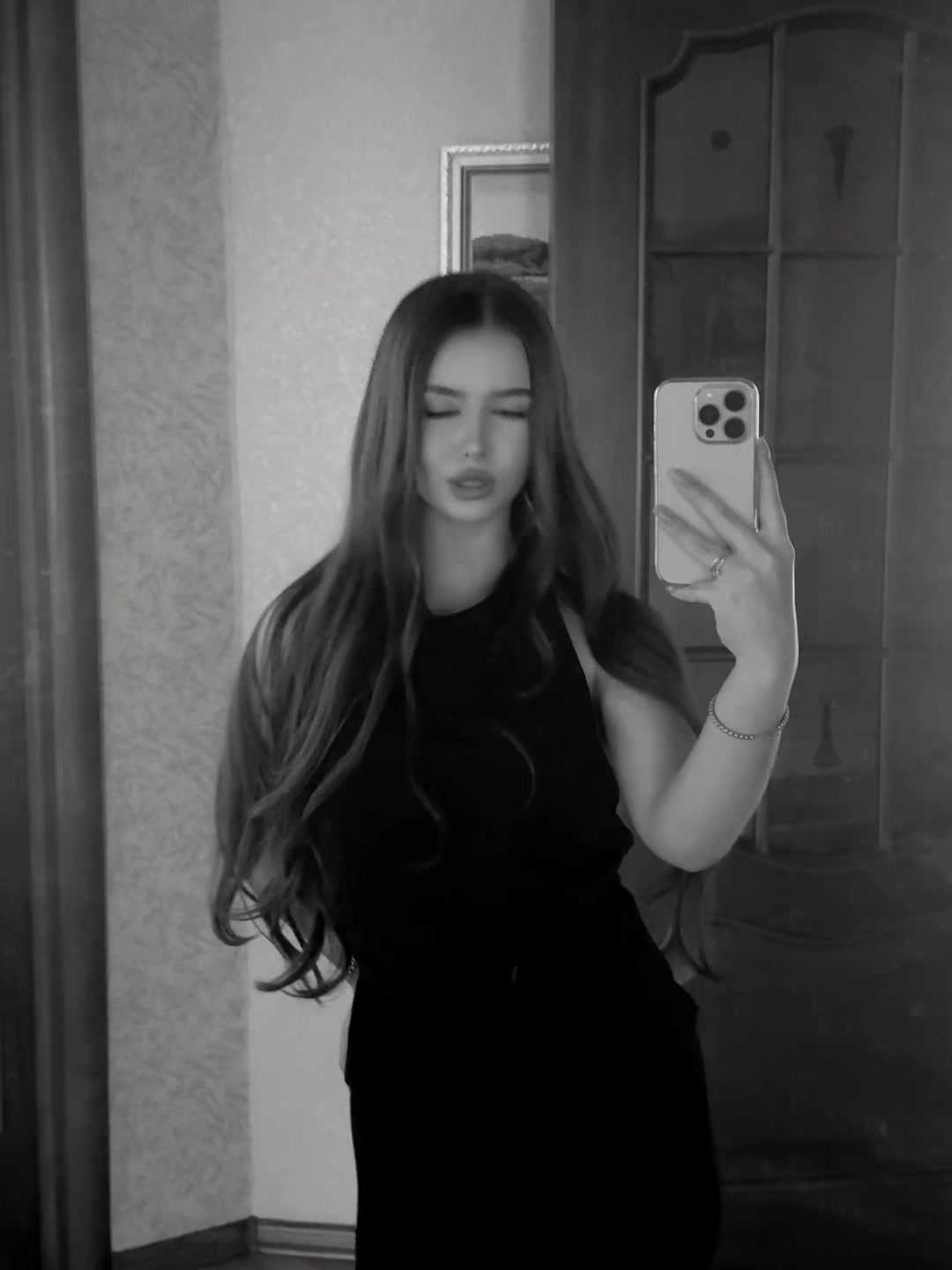 @<3