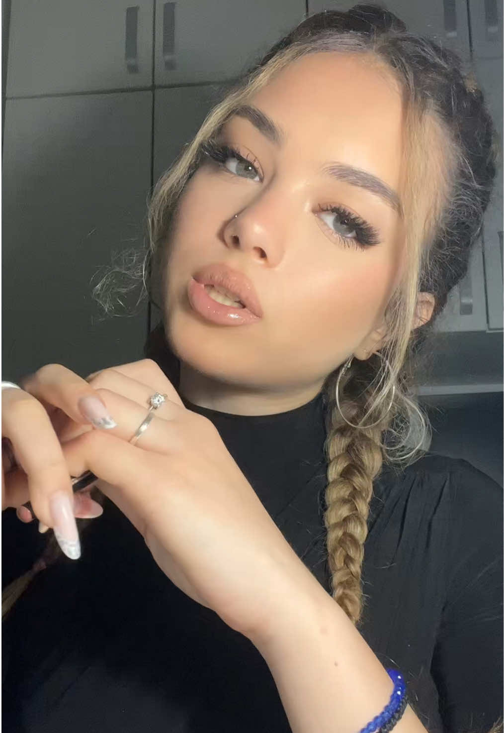 @isidora