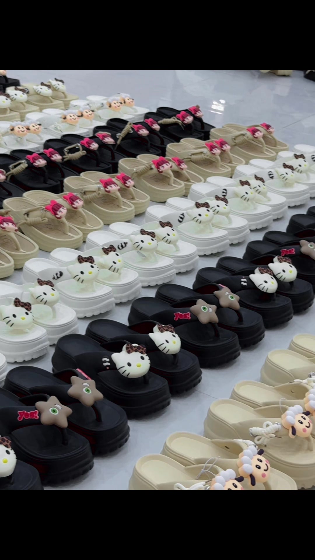 @Cherry Shoe Store