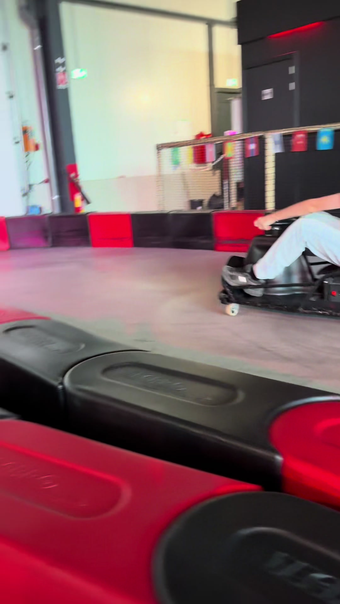 @MISTER COASTER