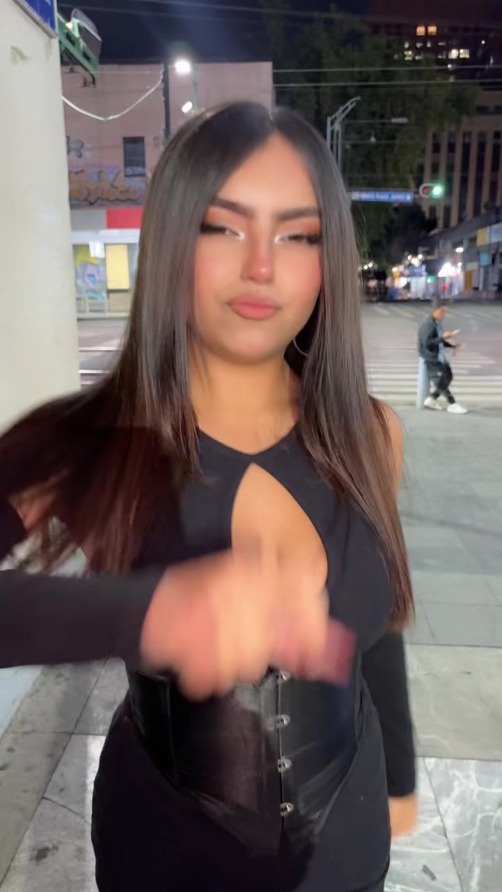 @badkabbronna_