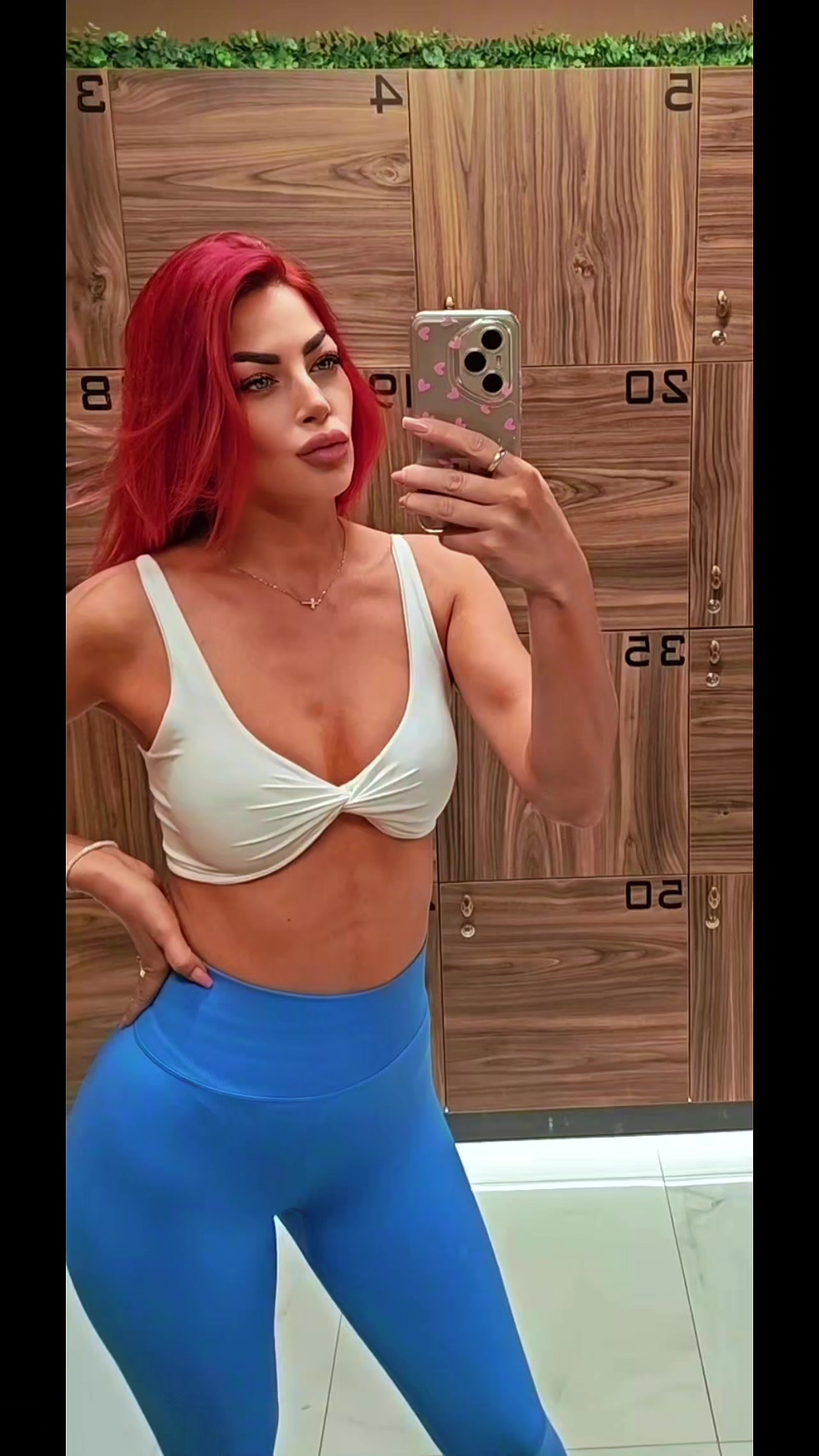 @CHICALOCA89