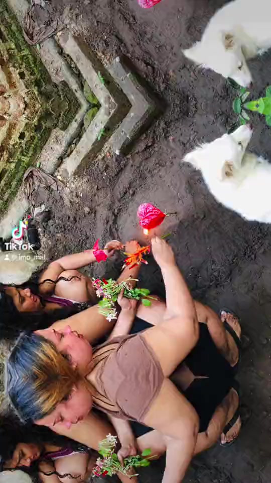 @🎶Imosha Maldeniya🌹