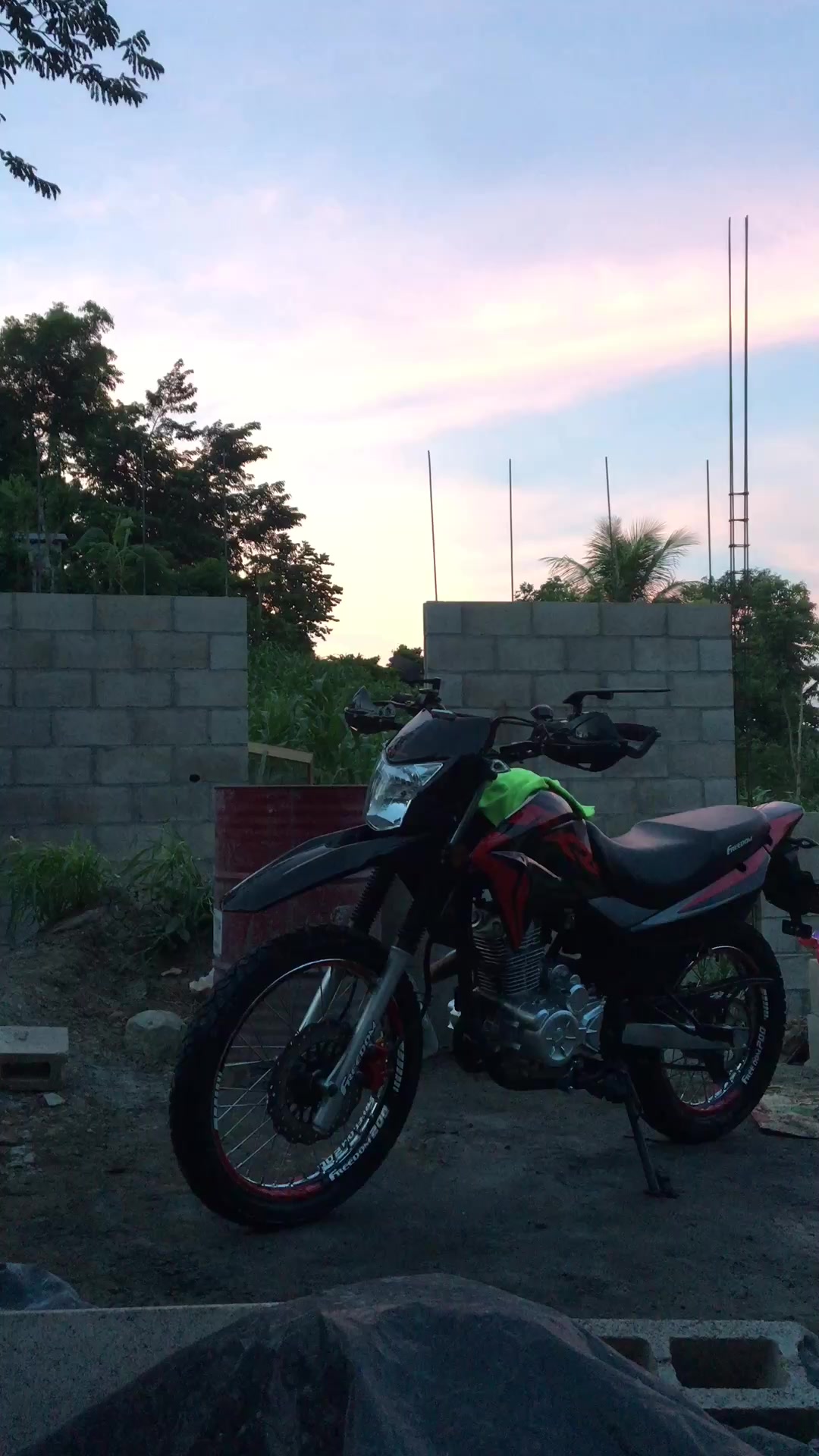 @Martinez503🇸🇻