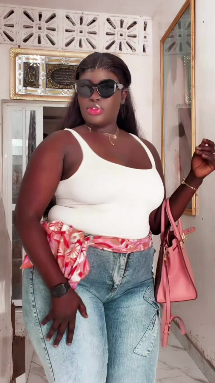@Bbmita saliou linternational🥳