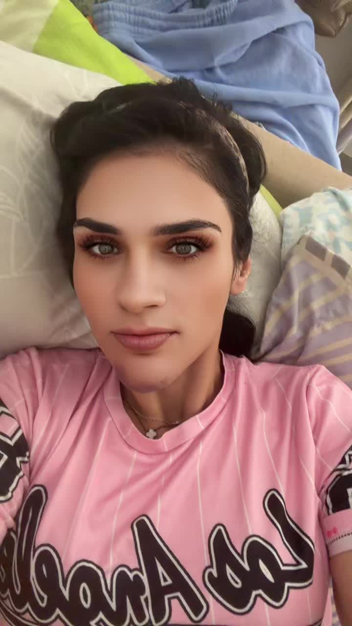 @Christiane ihr  bebi❤️