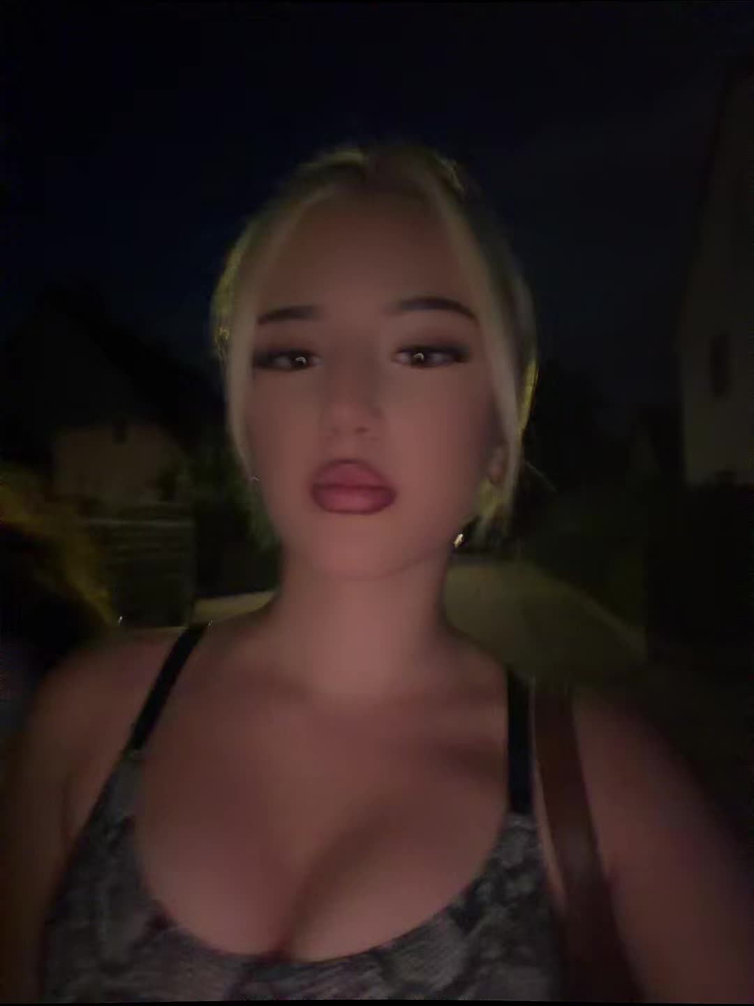 @๐'