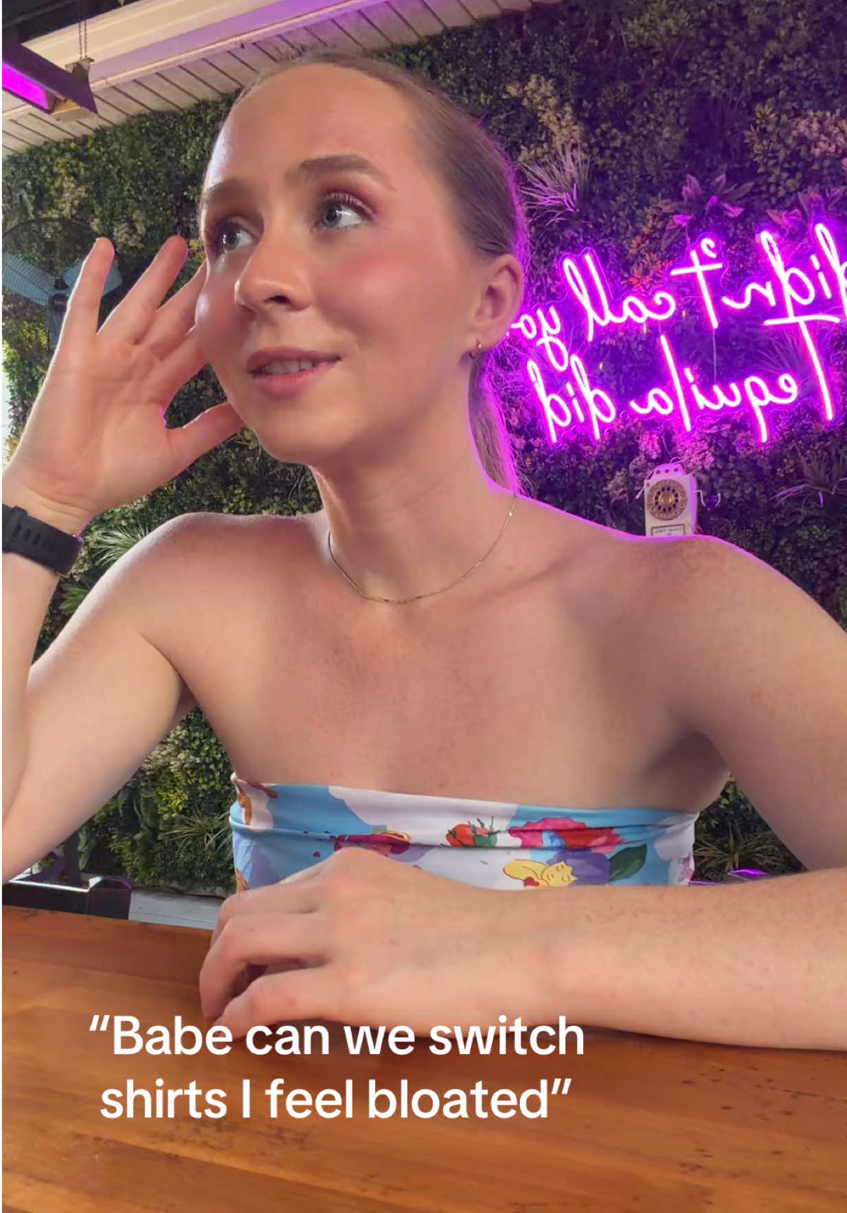 @Caitcolllins