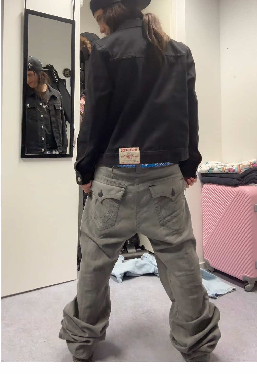 @ひ𝕮𝕺𝕽𝕹𝖄 ひ