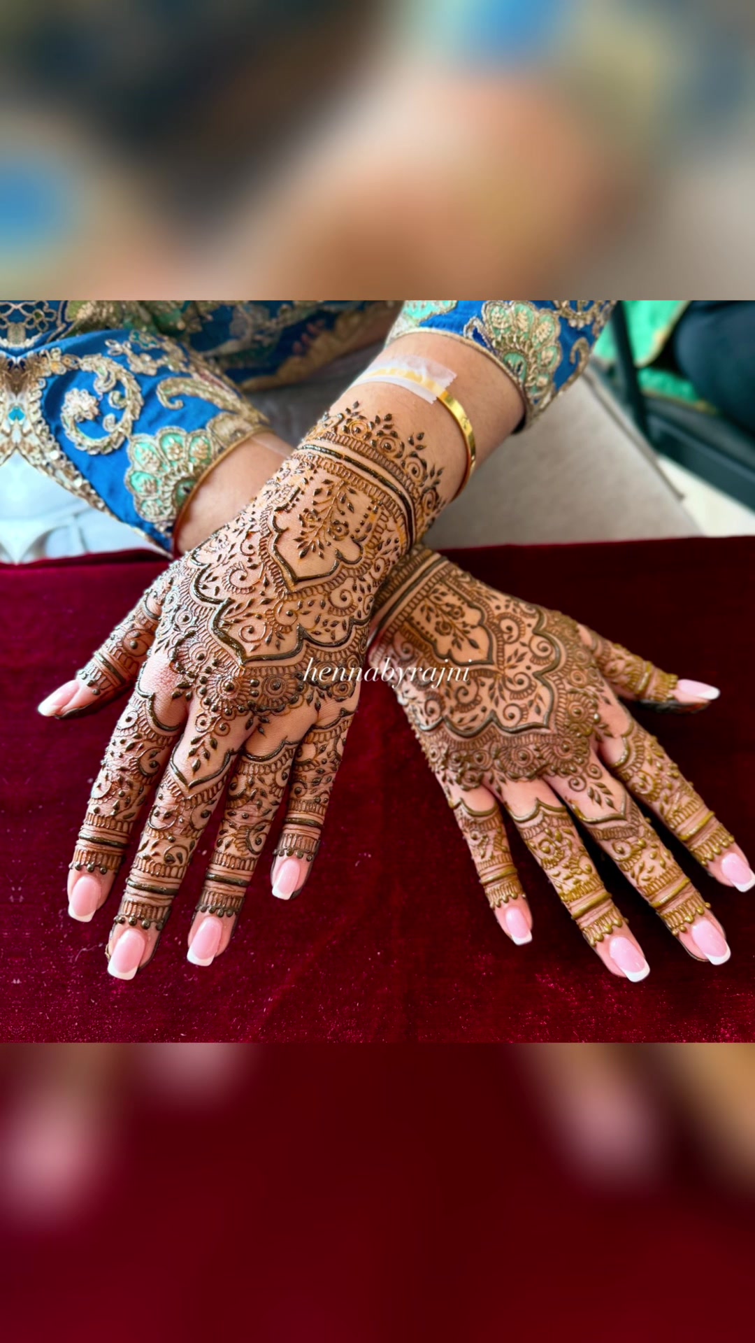 @Hennabyrajni