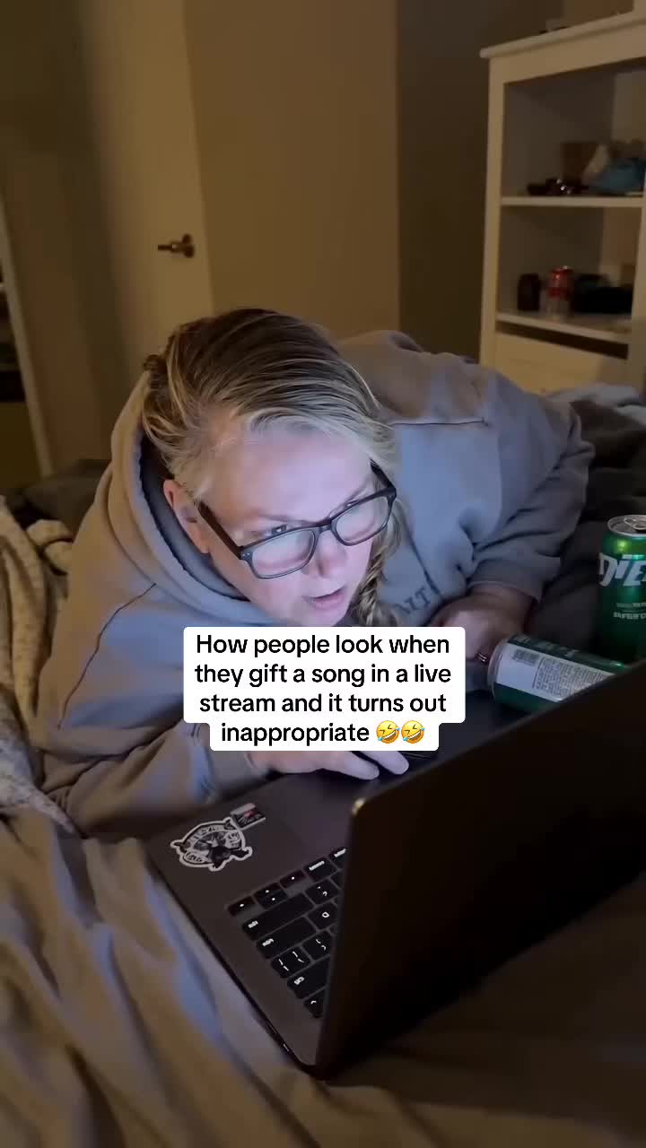 @Queenlovefrogs