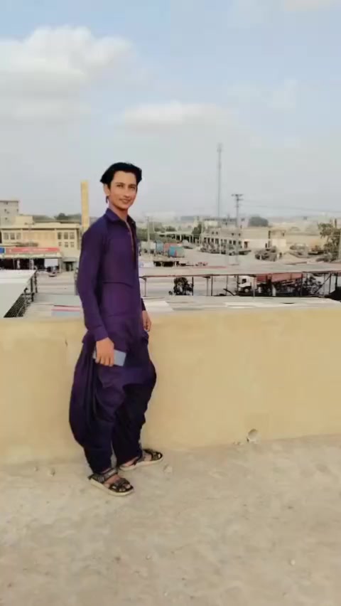@عباس ھنڱورجو