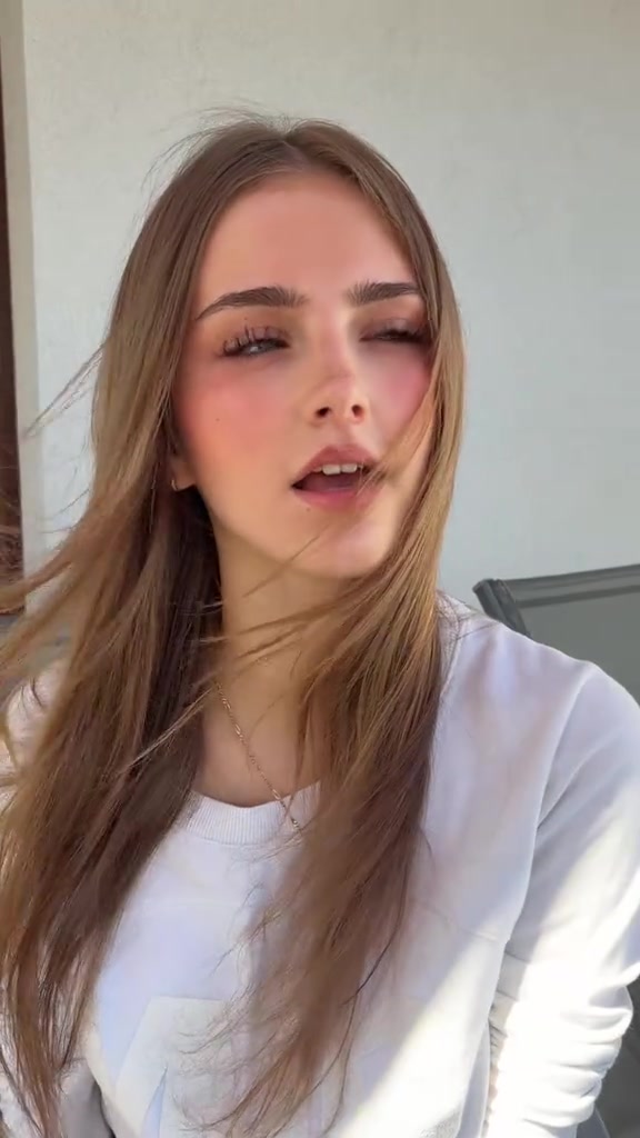 @julia