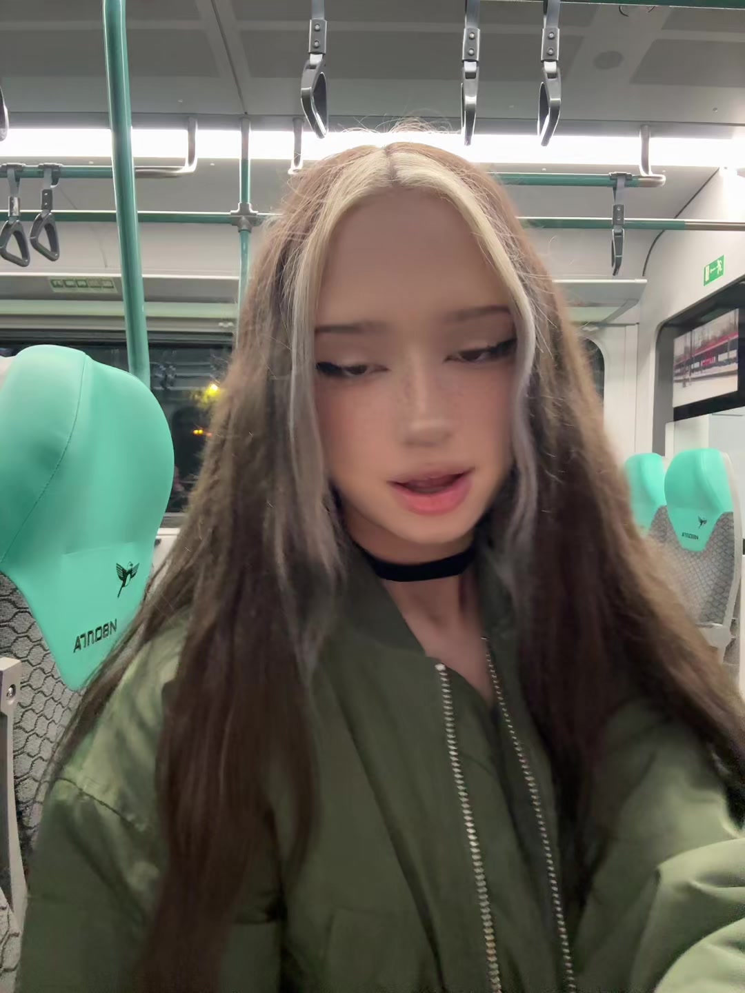 @Пчела