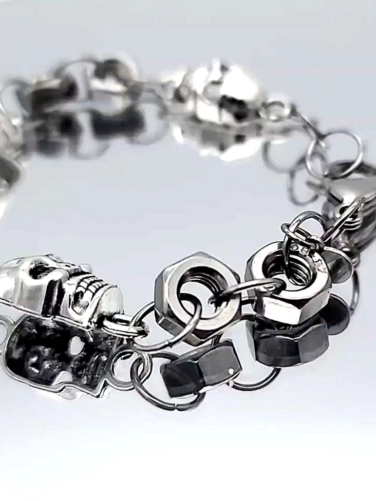 @beadsandbolts