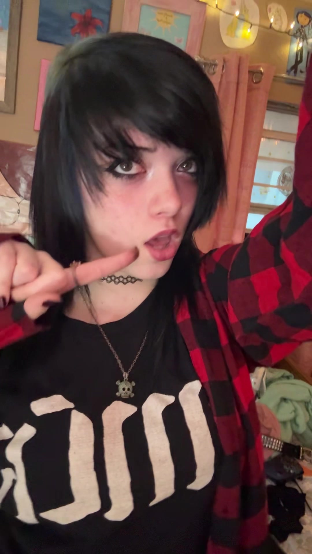 @evieisthatdude