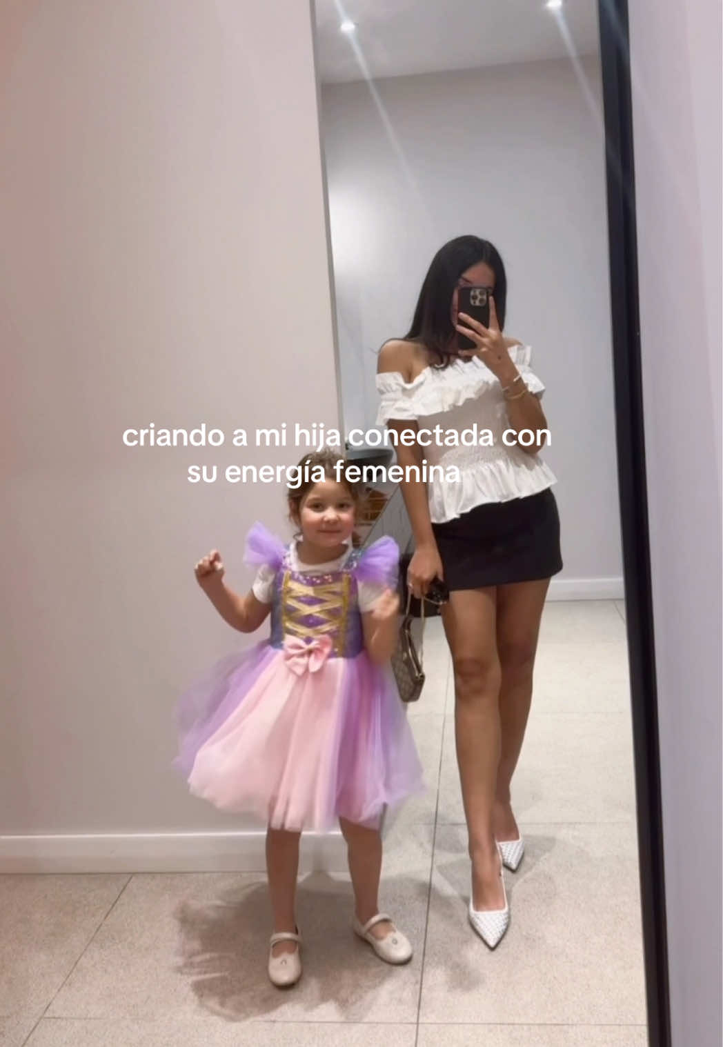 @camilabarreraart