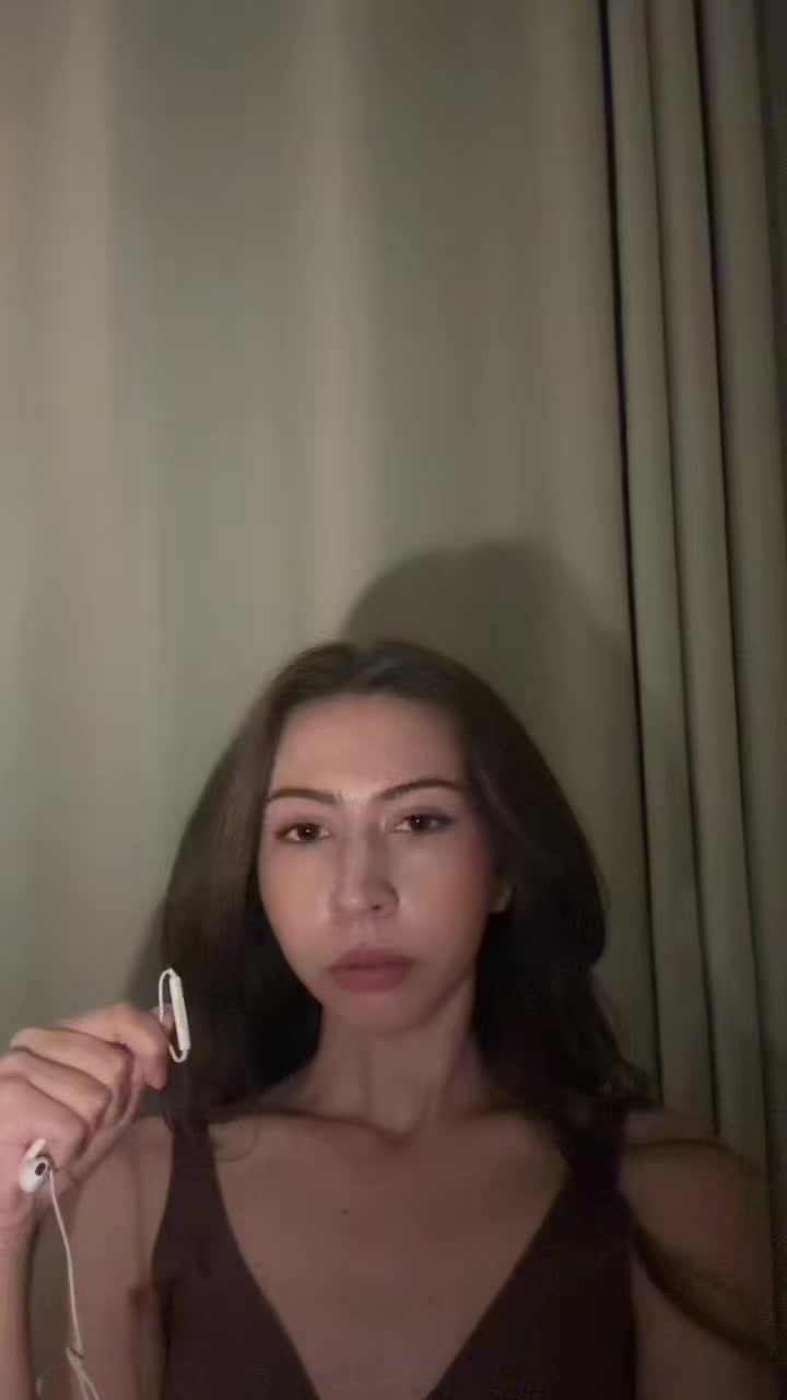 @d.