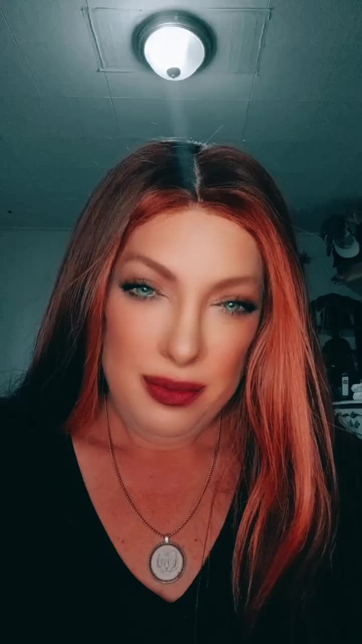 @queenmags