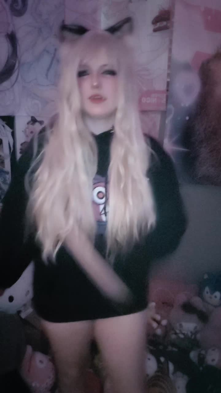 @ˏˋ&deg;&bull;*⁀➷ Evie