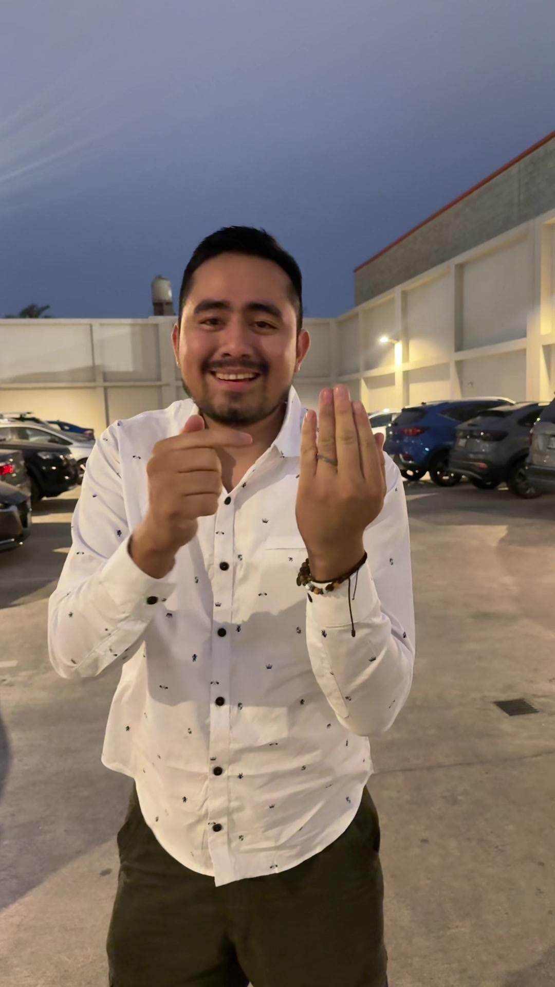 @Colosho