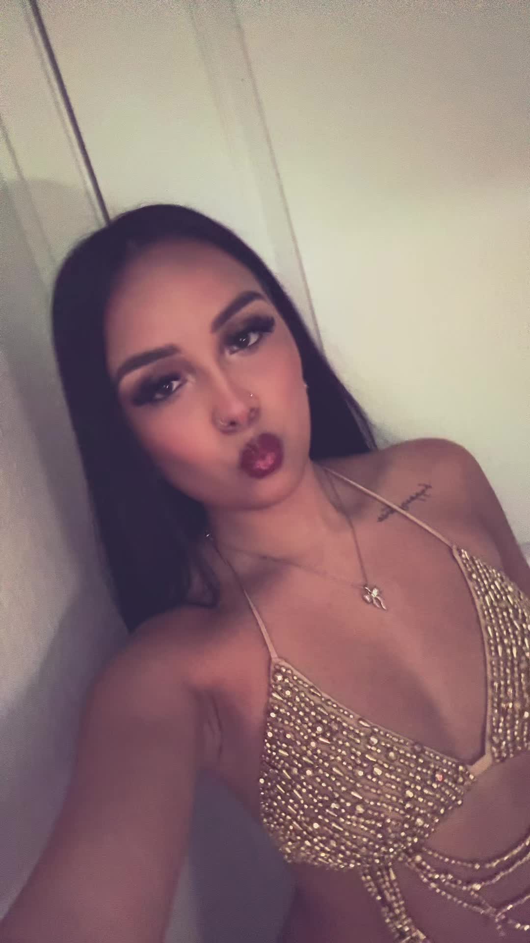 @izzyzini