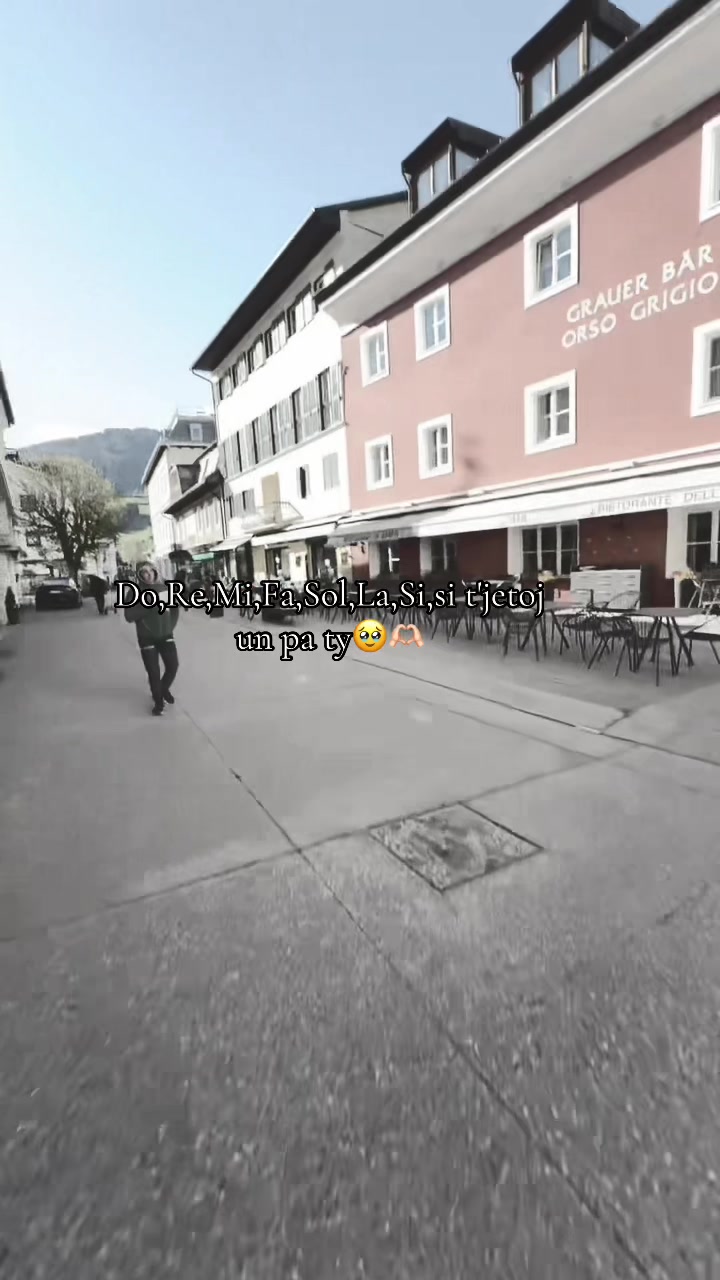 @𝕽