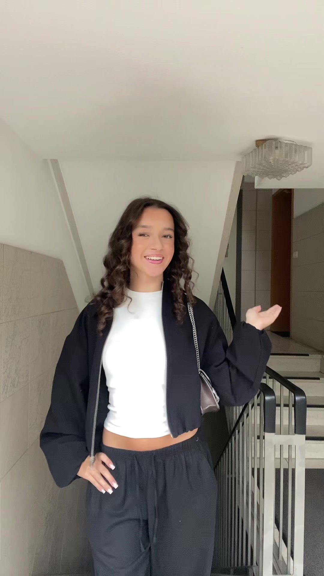 @𝐦𝐞𝐝𝐢𝐧𝐚